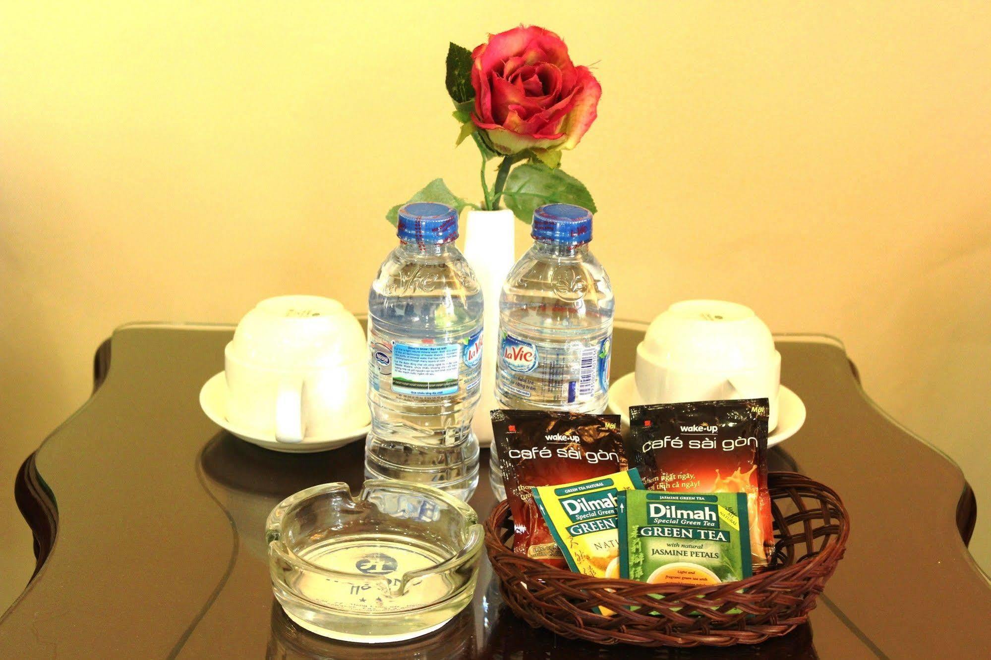 Hanoi Little Town Hotel Esterno foto